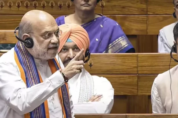 लोकसभा में हंगामा