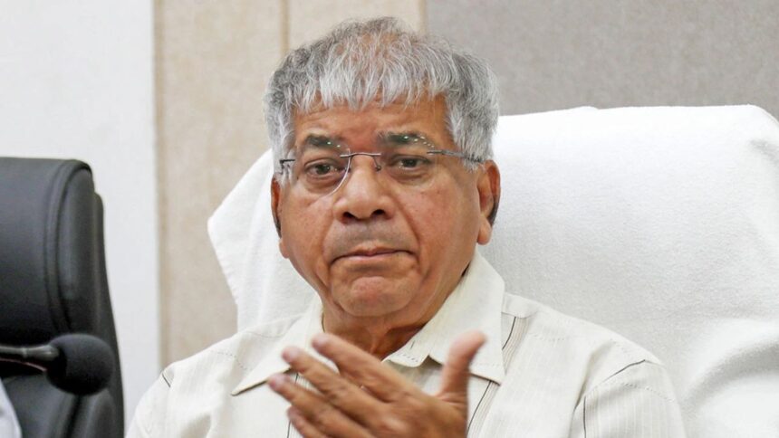 प्रकाश आंबेडकर