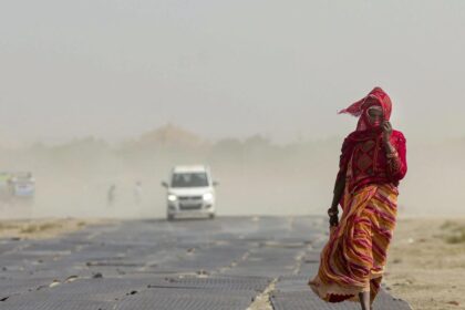 Red alert issued as heatwave sweeps Uttar Pradesh