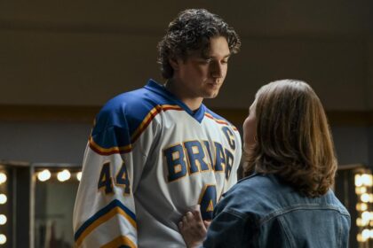 ‘Off Campus’ series review: A chaotic, charming, and addictive Hockey romance