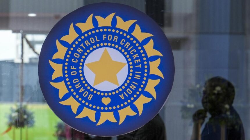 How has the BCCI resisted RTI scrutiny?