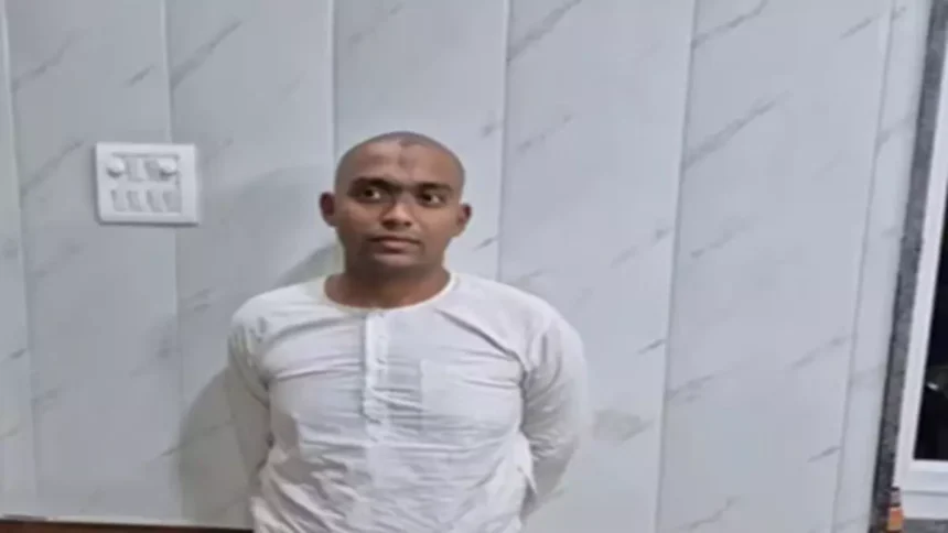 ऑनलाइन प्रवचन की आड़ में युवतियों को फंसाने वाला इंजीनियर `साधु` गिरफ्तार, अश्लील वीडियो बनाकर करता था ब्लैकमेल