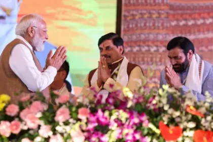 मध्य प्रदेश के सीएम ने प्रधानमंत्री की 'फ्यूल सेविंग' की अपील के बाद काफिले का आकार घटाया
