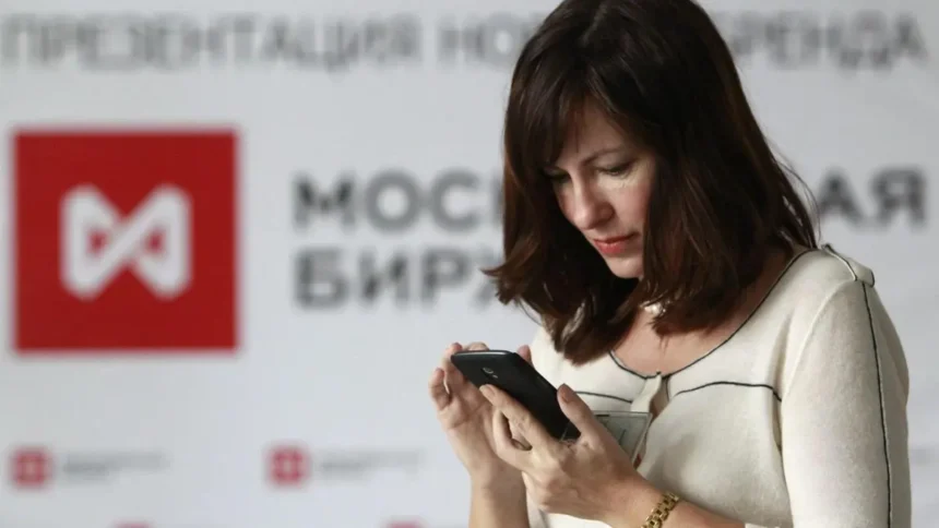 Two phones and an app: How Russians skirt Putin's digital iron curtain