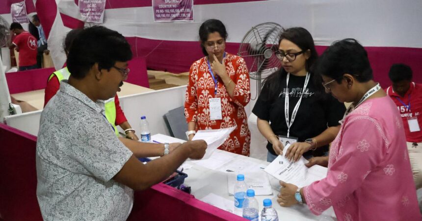 Bengal polls: Record 92.4% turnout, says Election Commission