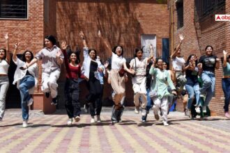 UP Board Result 2026: यूपी बोर्ड के बच्चों का इंतजार खत्म, आज जारी होगी रिजल्ट, ऐसे करें चेक