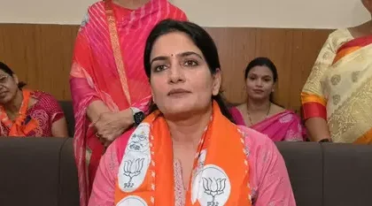 '12 साल विश्वास, विकास और जनकल्याण' अभियान की होगी शुरुआत: राखी राठौड़