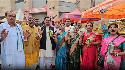 भोजशाला फैसले के बाद ज्ञानवापी पर तेज हुई मांग, काशी विश्वनाथ मंदिर में दर्शन करने पहुंचे पक्षकार और अधिवक्ता