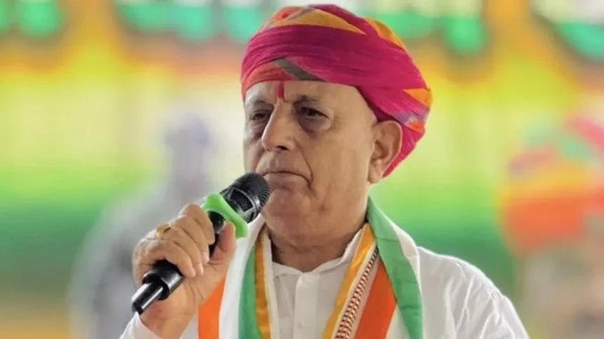 केंद्रीय मंत्री भागीरथ चौधरी की पालीहाउस सब्सिडी पर सियासी घमासान, कांग्रेस ने उठाए हितों के टकराव के सवाल