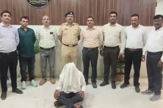 महाराष्ट्र में फर्जी नियुक्ति पत्र देकर युवक को ठगने के आरोप में व्यक्ति गिरफ्तार