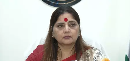 ममता बनर्जी के आरोपों को यूपी महिला आयोग ने बताया निराधार
