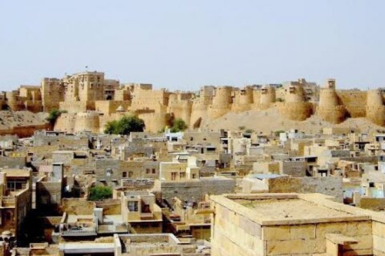 डोली में बैठकर दुर्ग में पहुँची लुटेरी सेना, आधी रात को हुआ अर्द शाका | जाने सोनार गढ़ की असली दास्ताँ