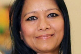 ‘One swallow / the earth remembers rain’: Poems on shared experiences in late-stage capitalism