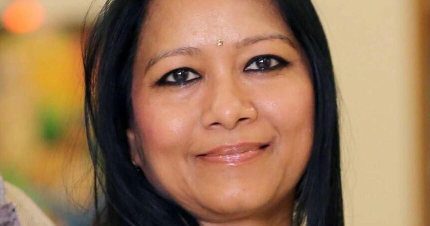 ‘One swallow / the earth remembers rain’: Poems on shared experiences in late-stage capitalism