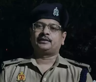 बदायूं में पुलिस मुठभेड़: गोलीबारी में दो इनामी बदमाश घायल, एक सिपाही भी जख्मी
