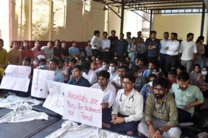 SRN hosp doctors continue strike on 2nd day, demand security