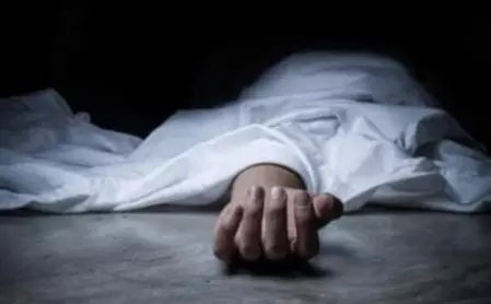 धौलपुर: युवक ने पत्नी की साड़ी से फंदा लगाकर की आत्महत्या