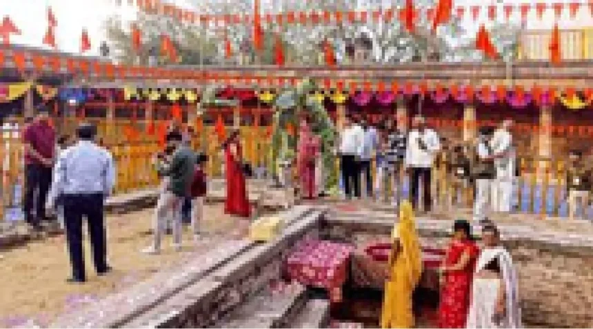 भोजशाला में गूंजे पूजा-पाठ और हनुमान चालीसा के स्वर, हाईकोर्ट के फैसले के बाद पहली बार हुई आराधना