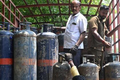 Karnataka hotels association demands GST cut on commercial LPG cylinders to 5%