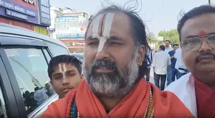गोवर्धन ‘अधिक मास’ मेले में मुस्लिम दुकानदारों पर प्रतिबंध लगाने की मांग का संतों ने किया समर्थन