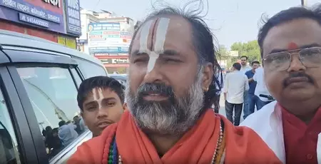 गोवर्धन ‘अधिक मास’ मेले में मुस्लिम दुकानदारों पर प्रतिबंध लगाने की मांग का संतों ने किया समर्थन