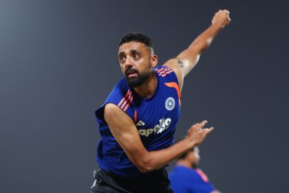 Morkel: 'For Varun, it's just about getting that confidence, and trying not to overthink it'