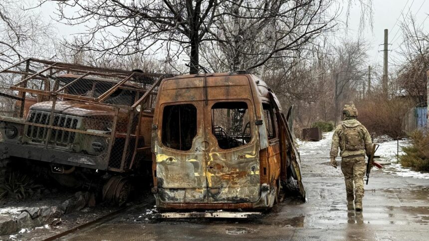 Fighting reaches outskirts of Ukraine's stronghold Kostiantynivka