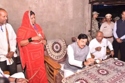 बैतूल: सीएम मोहन यादव बोले- कुकरू बनेगा पर्यटन का बड़ा केंद्र, स्व-सहायता समूह की महिलाओं के आत्मनिर्भर मॉडल को सराहा, चखा मावा-रबड़ी का स्वाद