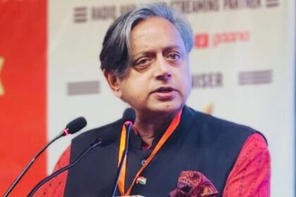 शशि थरूर ने की बदलते कश्मीर पर पोस्ट, भड़की कांग्रेस बोली- जमीनी हकीकत…