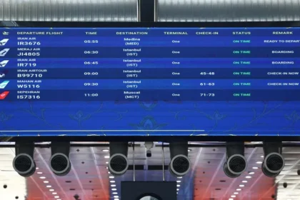 Iran resumes commercial flights from Tehran's international airport