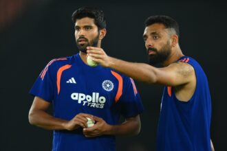 India bring in Washington Sundar and opt to bat; Croes in for Netherlands