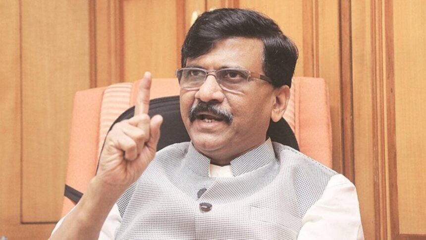शिवसेना-UBT में दरार: “ऑपरेशन टाइगर” के जवाब में संजय राउत का “ऑपरेशन तुड़वा” का ऐलान, बागी सांसदों को नोटिस