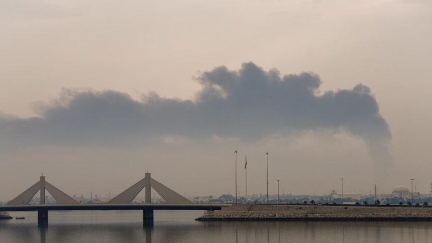 Bahrain, Kuwait targeted by fresh Iran salvoes