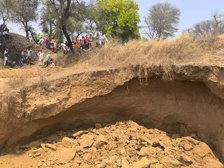 मध्य प्रदेश : निर्माणाधीन कुआं धंसने से मलबे में दबे 5 मजदूरों की दर्दनाक मौत; रेस्क्यू ऑपरेशन जारी