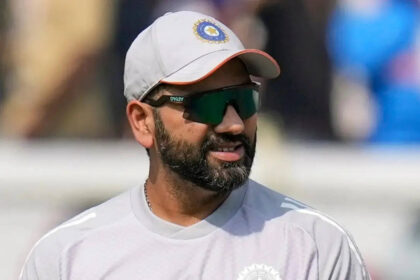 Rohit Sharma surpasses Mohinder Amarnath, becomes oldest male cricketer to ...