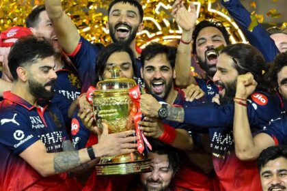 Kohli, Bhuvneshwar and the band that believed