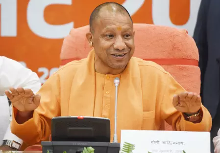रिटेनरशिप एवं बहस फीस में 50 प्रतिशत तक वृद्धि से अधिवक्ताओं में उत्साह, सीएम योगी के निर्णय को बताया बहुप्रतीक्षित