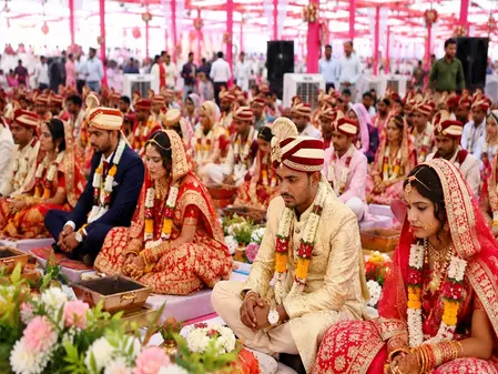 छत्तीसगढ़ में शुक्रवार को सामूहिक विवाह: बंधन में बंधेंगे 2,300 से ज्यादा जोड़े