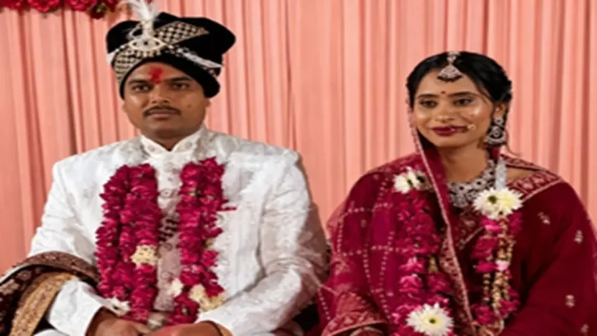 उम्रकैद की सजा काट रहे कैदी को दिल दे बैठी जेलर, 14 साल जेल में रहा… रिहाई के बाद दोनों ने कर ली शादी