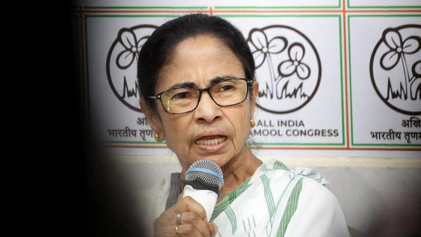 Two chief advisors to outgoing West Bengal CM resign
