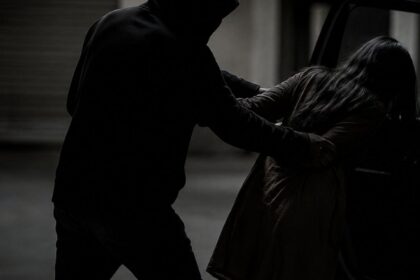नीमच में दिनदहाड़े 2 नाबालिग बच्चियों के अपहरण की कोशिश, ग्रामीणों ने 25 किमी पीछा कर दबोचे आरोपी