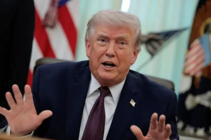 Trump tells aides to prep for lengthy Hormuz blockade: report says