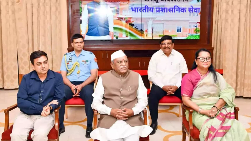 राज्यपाल हरिभाऊ बागडे ने 2024 बैच के IAS प्रशिक्षुओं को दिया मार्गदर्शन