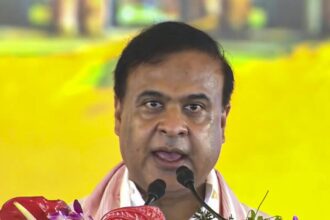Himanta Biswa Sarma takes oath as Assam CM for second successive time