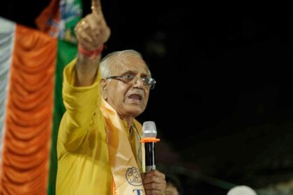 Trinamool nominates Sobhandeb as Opposition leader, Firhad as Chief Whip