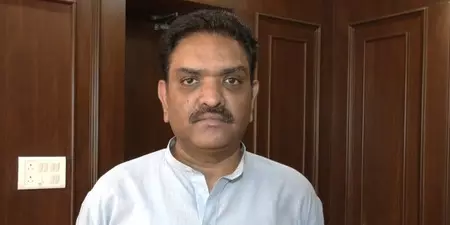 सरकार श्रमिकों के साथ-साथ हर वर्ग के लिए कर रही काम: असीम अरुण