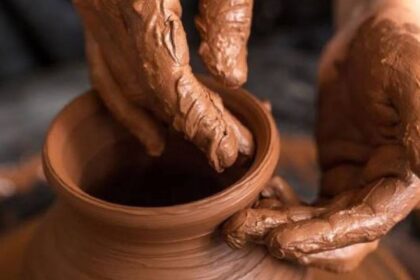 एका झटक्यात मोठा निर्णय, पहिल्यांदाच असं घडलं… कुंभार समाजाला मोठा दिलासा