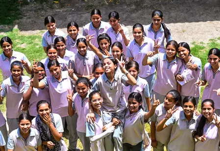 यूपी संस्कृत बोर्ड परिणाम: पूर्व मध्यमा से उत्तर मध्यमा तक शानदार नतीजे, 95 प्रतिशत के करीब रहा रिजल्ट