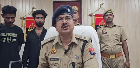 चोरी गैंग पर अमरोहा पुलिस का शिकंजा, चोरी के सामान और हथियार बरामद