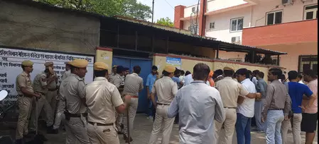 मठ में मची सनसनी: सोते समय महंत पर चाकू से ताबड़तोड़ हमला, मौके पर ही मौत, जांच में जुटी पुलिस